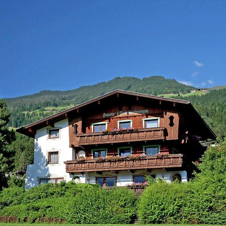 Apartment In Hart Im Zillertal With Garden Balcony Parking Fügen Extérieur photo