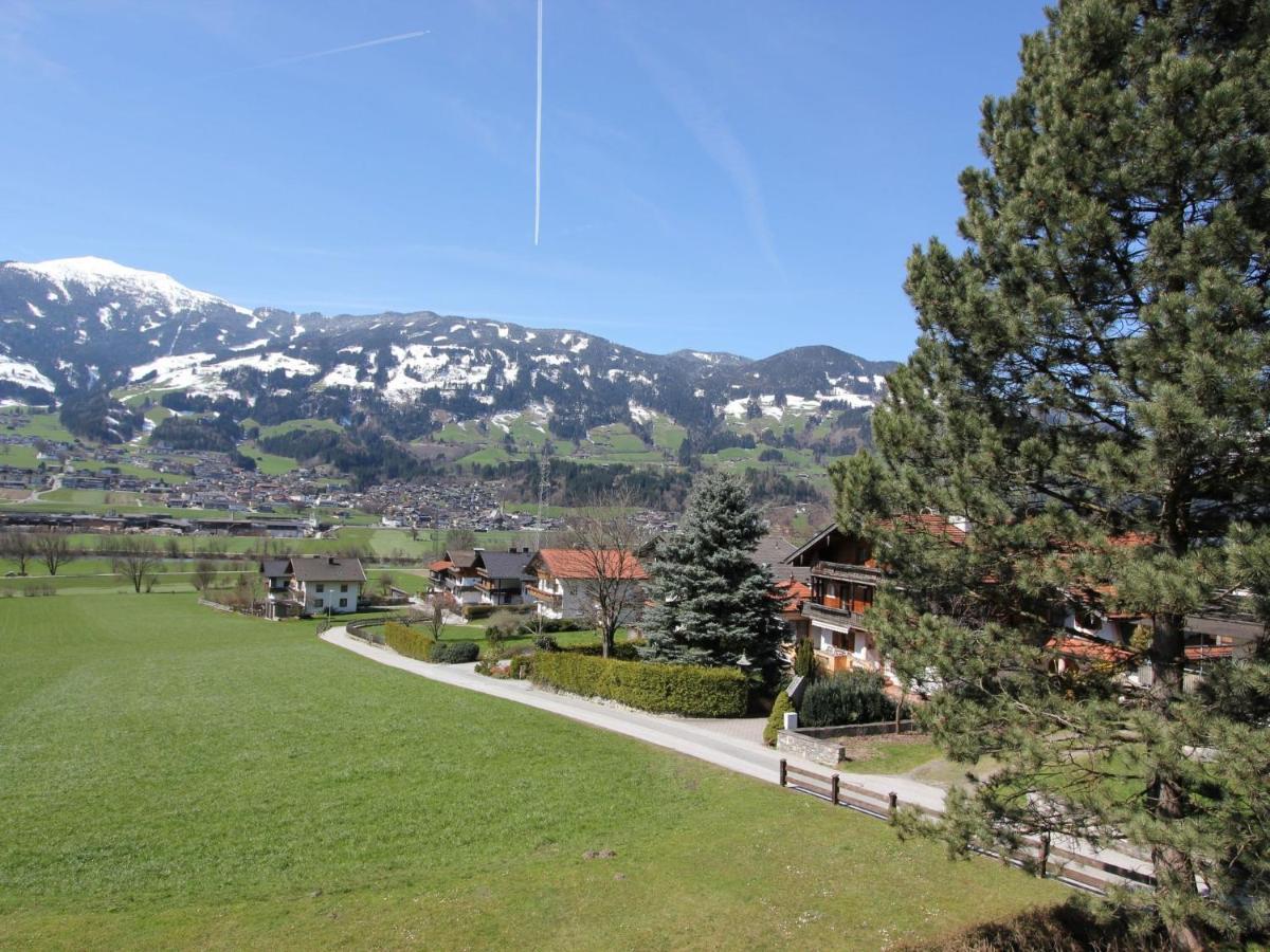 Apartment In Hart Im Zillertal With Garden Balcony Parking Fügen Extérieur photo